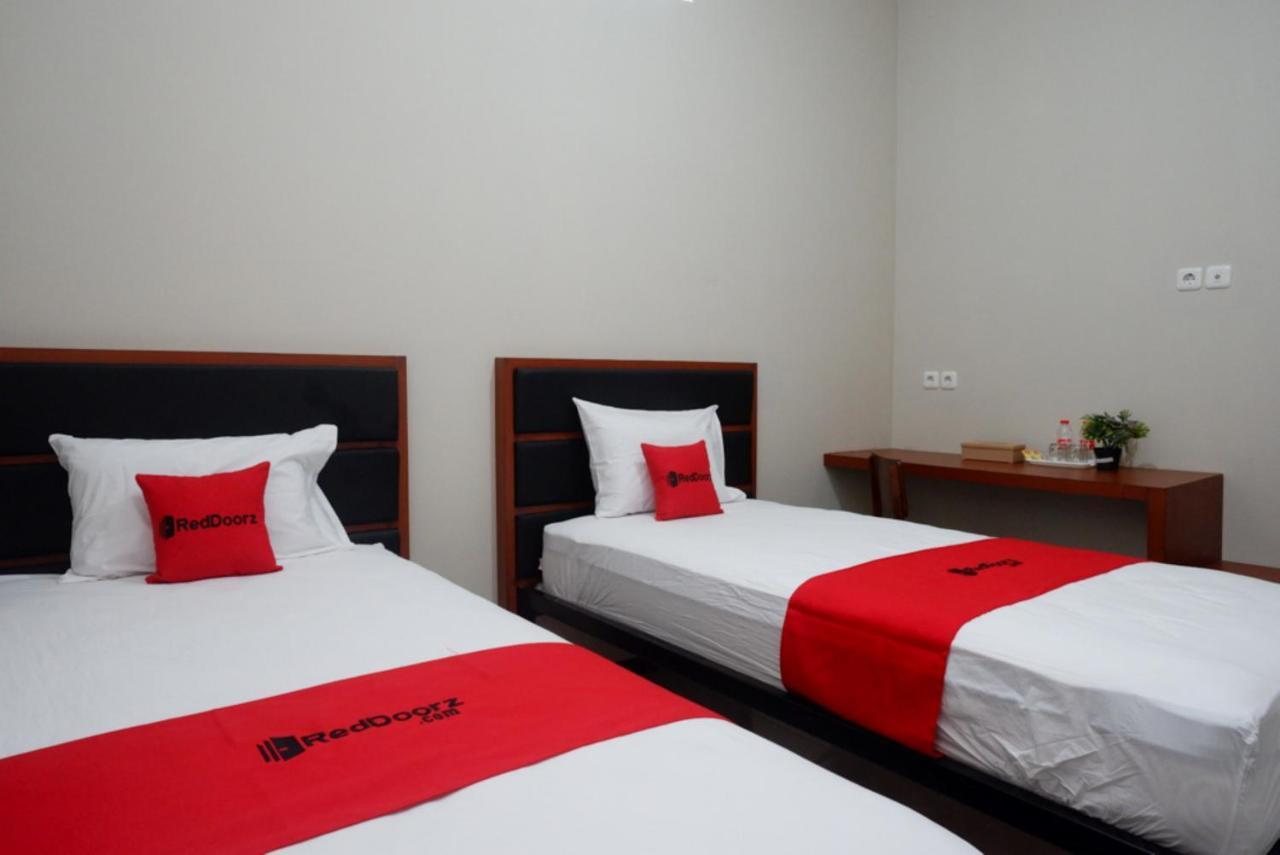 Reddoorz Near Kampus Ump Purwokerto 2 Hotel Sumbang Ngoại thất bức ảnh