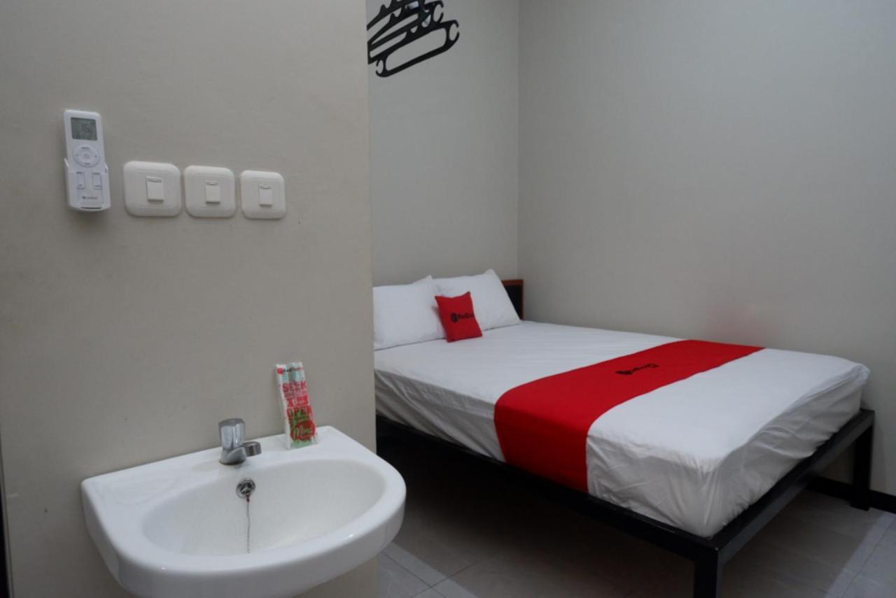 Reddoorz Near Kampus Ump Purwokerto 2 Hotel Sumbang Ngoại thất bức ảnh