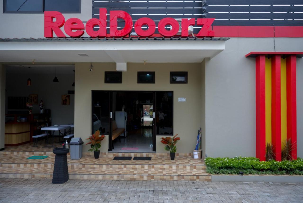 Reddoorz Near Kampus Ump Purwokerto 2 Hotel Sumbang Ngoại thất bức ảnh