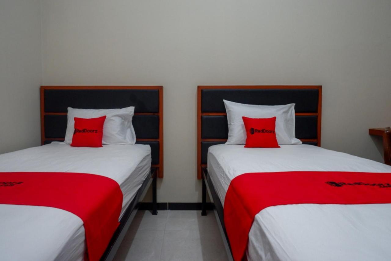 Reddoorz Near Kampus Ump Purwokerto 2 Hotel Sumbang Ngoại thất bức ảnh